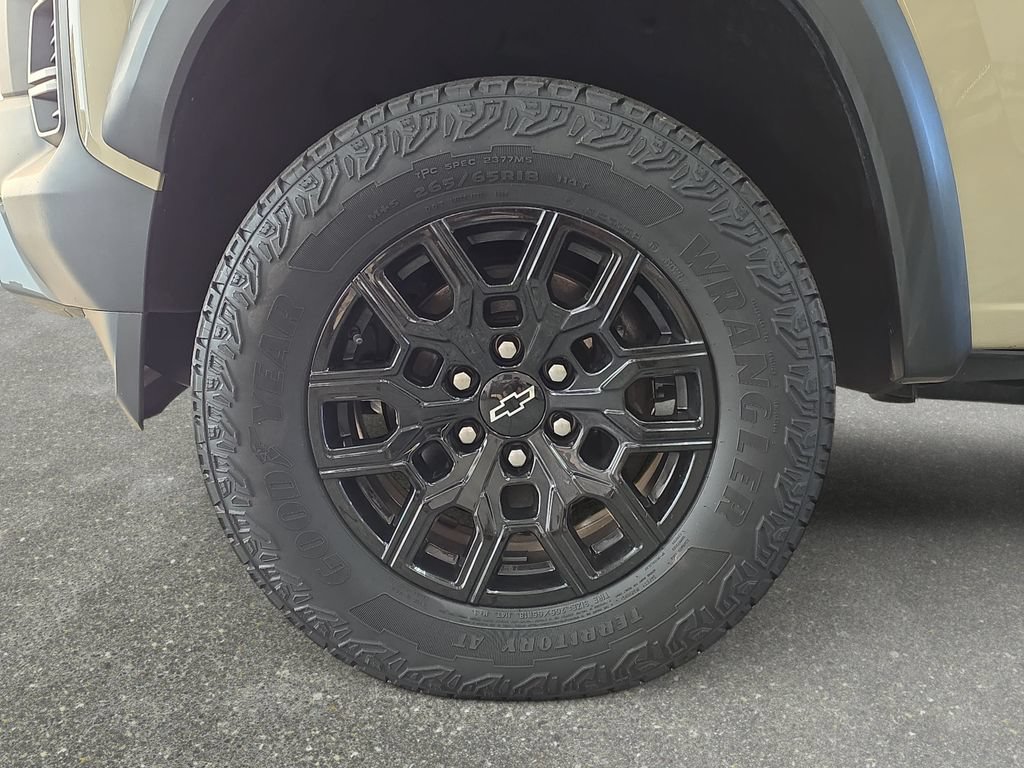 Used 2024 Chevrolet Colorado Trail Boss w/ Advanced Trailering Package AWD/4WD image 28
