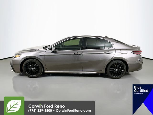Used 2023 Toyota Camry XSE image 3