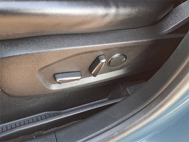 Certified 2019 Ford Edge Titanium image 20