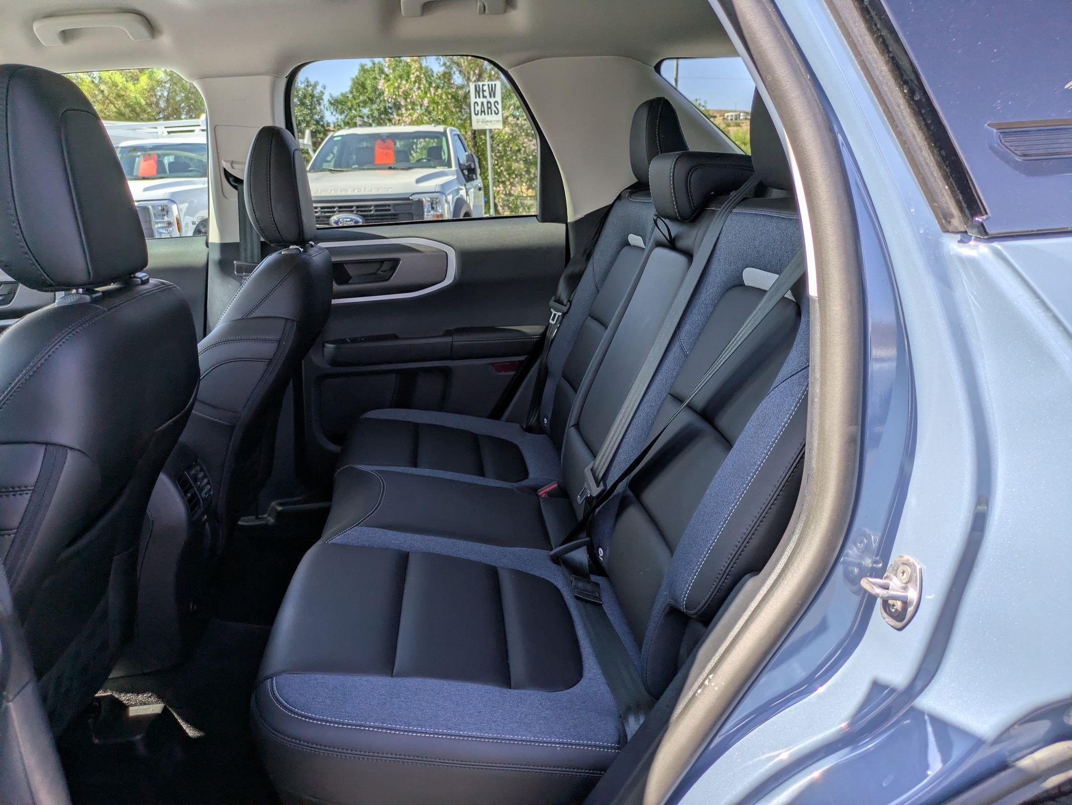 Certified 2025 Ford Bronco Sport Outer Banks w/ Outer Banks Tech Package+ AWD/4WD image 29