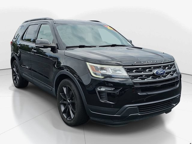 Certified 2019 Ford Explorer XLT w/ Equipment Group 202A FWD image 1