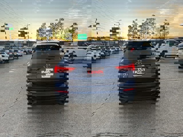 Used 2024 Audi Q3 2.0T Premium image 4