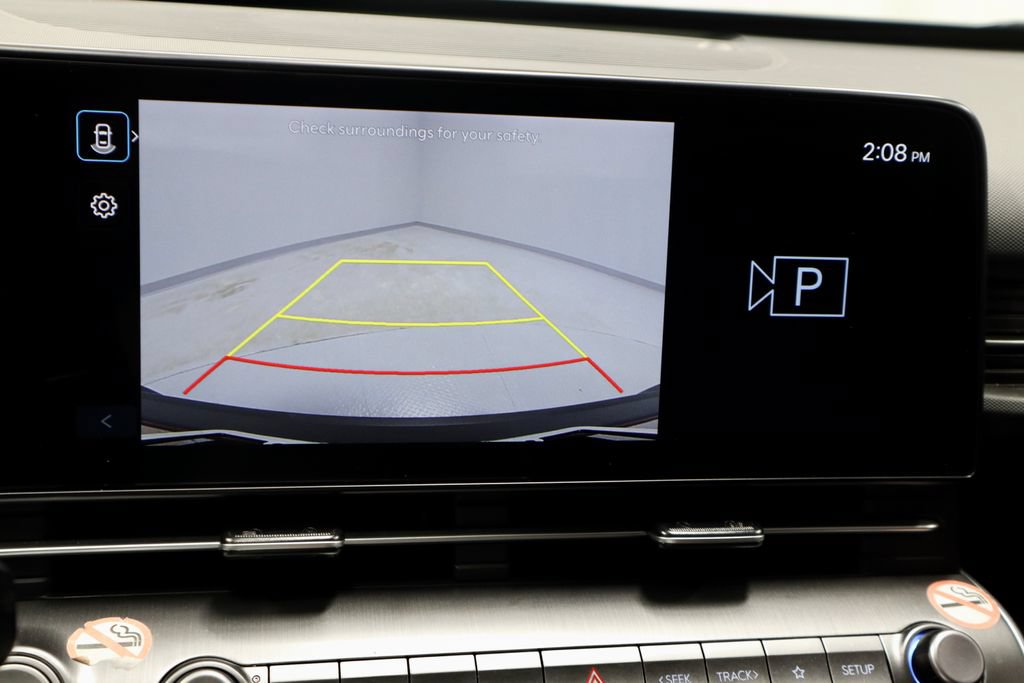 Used 2024 Hyundai Kona SEL FWD image 2