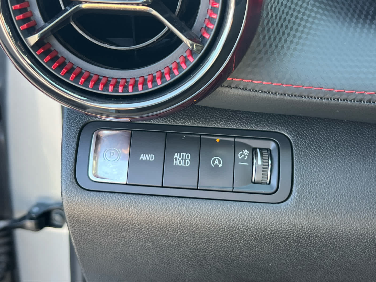 Used 2025 Chevrolet Equinox RS AWD/4WD image 30