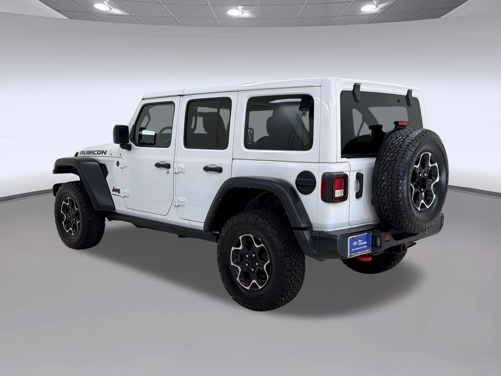 Used 2023 Jeep Wrangler Unlimited Rubicon AWD/4WD image 3