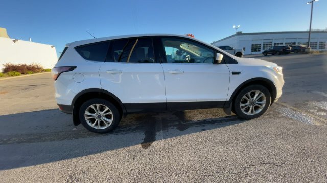 Certified 2017 Ford Escape SE AWD/4WD image 10