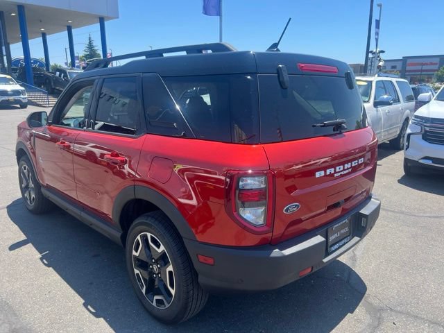 Certified 2022 Ford Bronco Sport Outer Banks w/ Tech Package AWD/4WD image 11