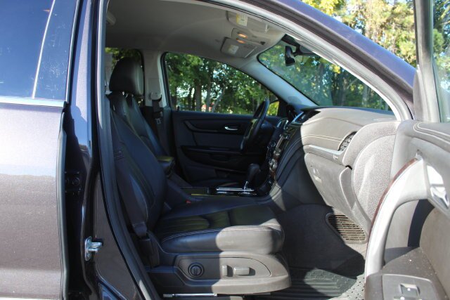 Used 2017 Chevrolet Traverse Premier AWD/4WD image 27