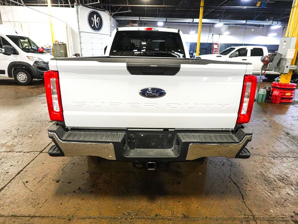 Certified 2026 Ford F350 XLT AWD/4WD image 5