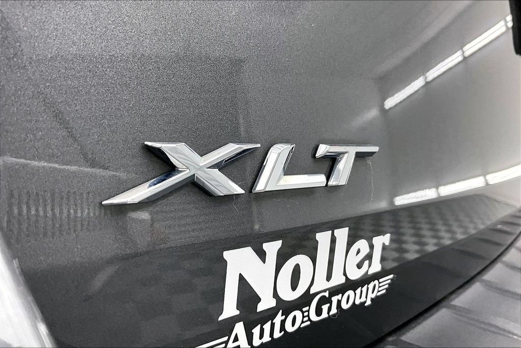 Certified 2024 Ford Explorer XLT w/ Equipment Group 202A AWD/4WD image 8