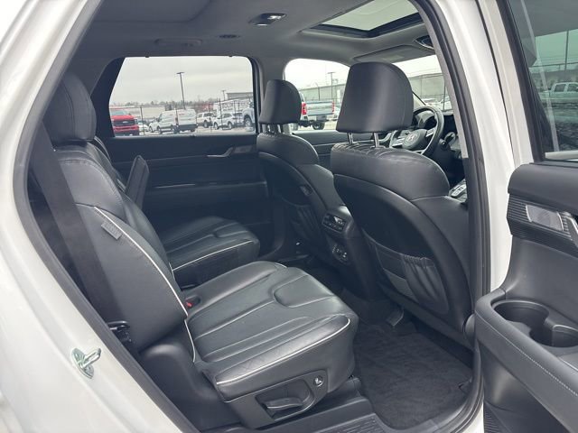 Used 2023 Hyundai Palisade Limited w/ Cargo Package image 10