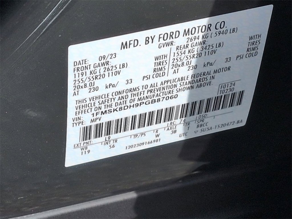 Certified 2023 Ford Explorer XLT w/ Equipment Group 202A image 31