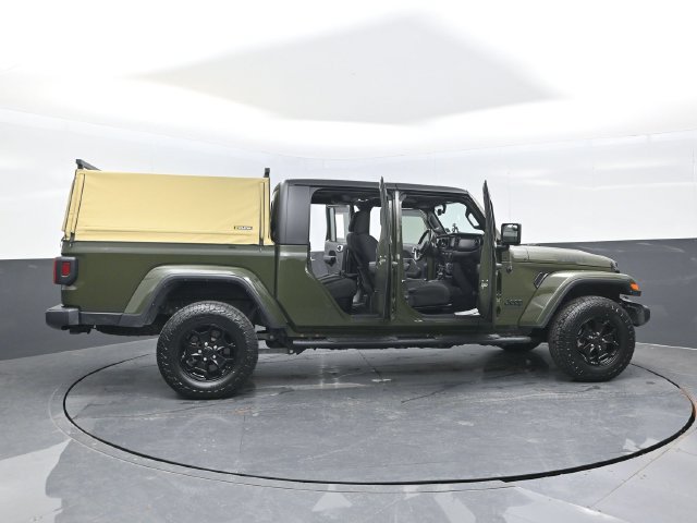 Used 2022 Jeep Gladiator Sport AWD/4WD image 27