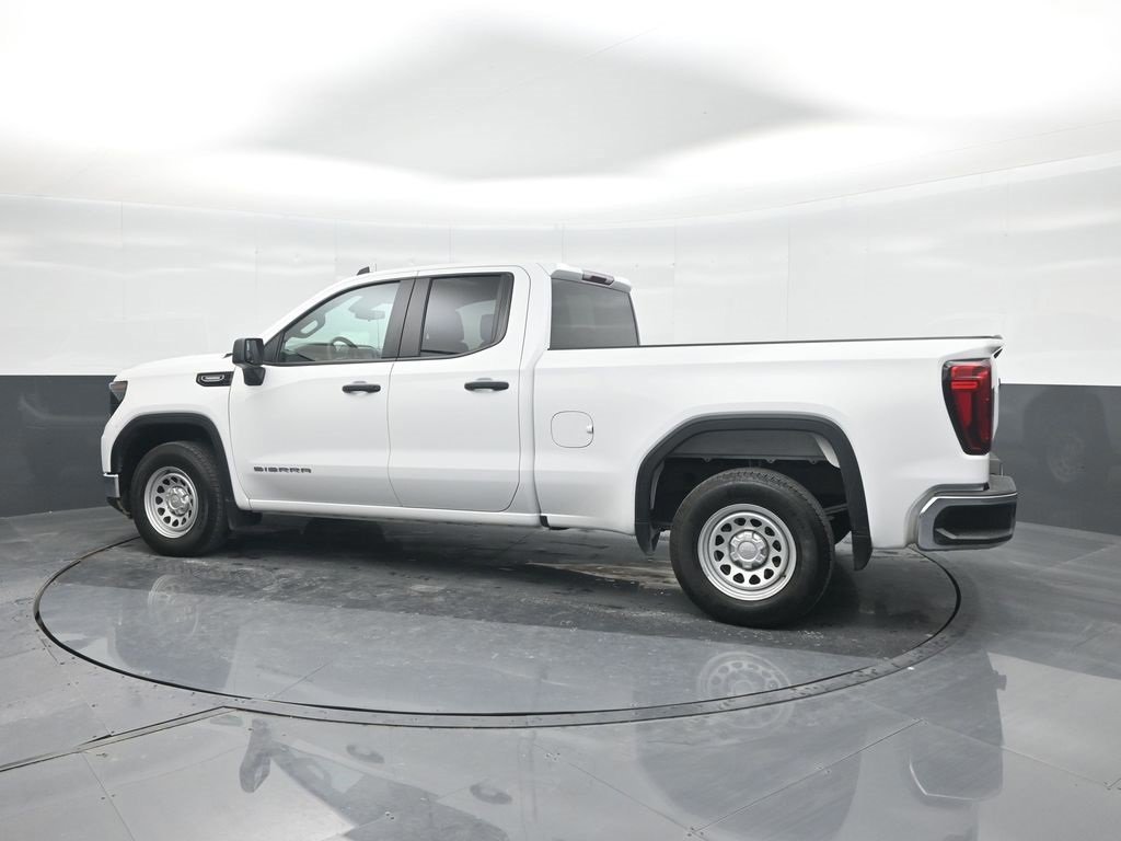 Used 2024 GMC Sierra 1500 Pro w/ Pro Value Package image 4