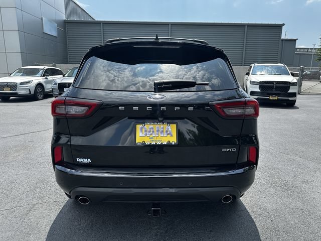 Certified 2023 Ford Escape ST-Line Elite w/ Premium Technology Package AWD/4WD image 6