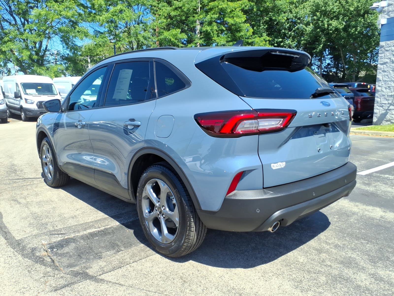 Certified 2025 Ford Escape ST-Line Select w/ Tech Pack #1 AWD/4WD image 6