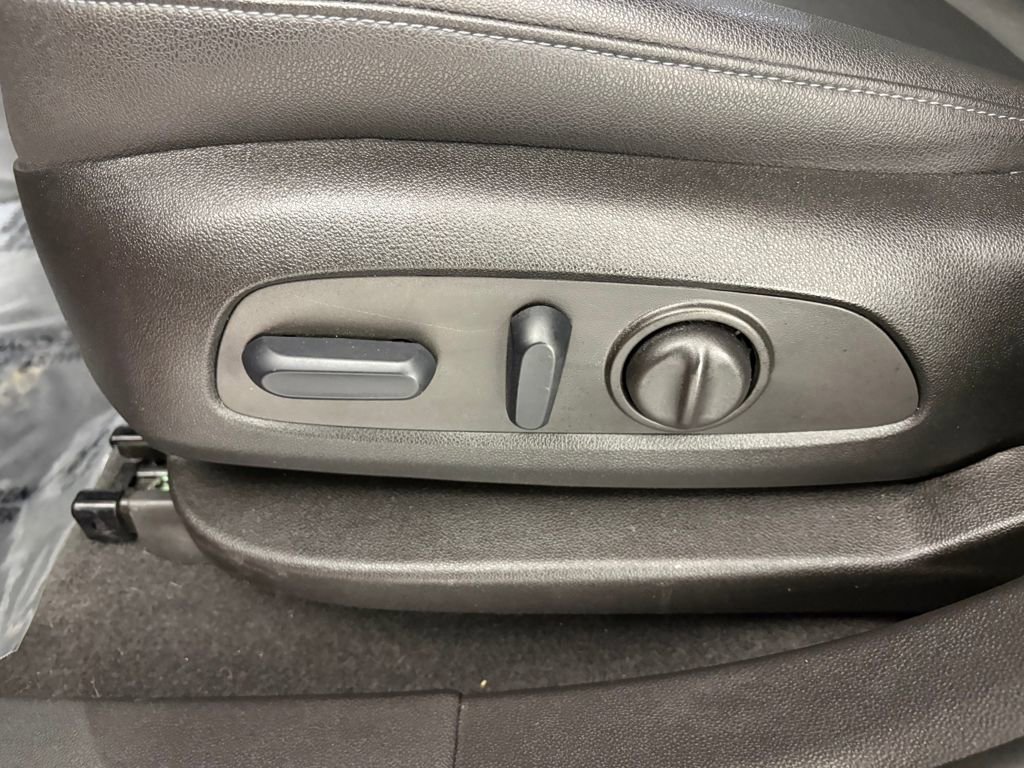 Used 2022 Chevrolet Blazer LT w/ Sound & Technology Package image 15