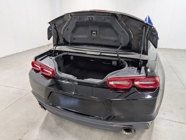 Used 2023 Chevrolet Camaro LT image 8