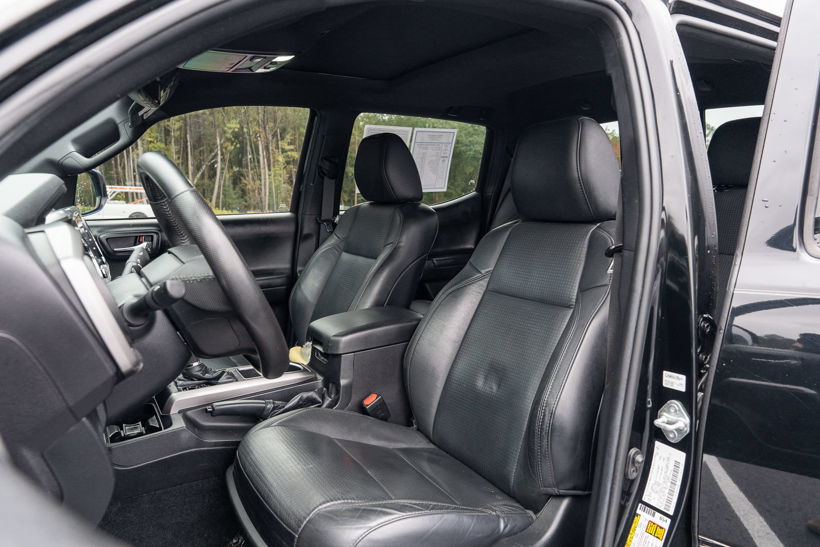 Used 2021 Toyota Tacoma Limited RWD image 19