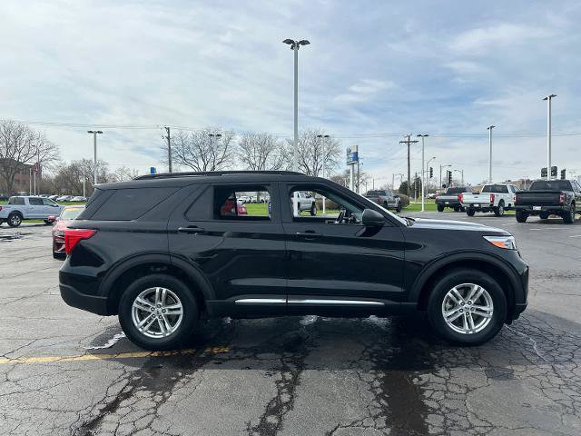 Certified 2023 Ford Explorer XLT w/ Class IV Trailer Tow Package image 8