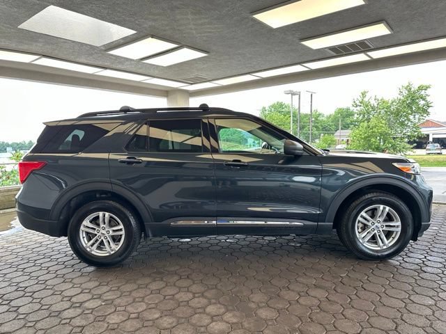 Certified 2023 Ford Explorer XLT w/ Class IV Trailer Tow Package AWD/4WD image 4