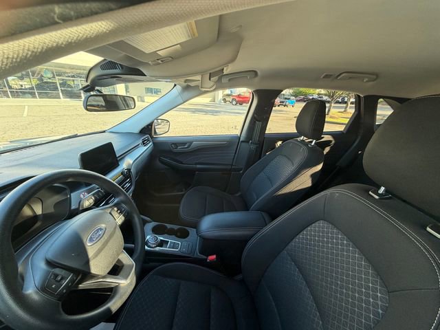 Certified 2025 Ford Escape Active image 3