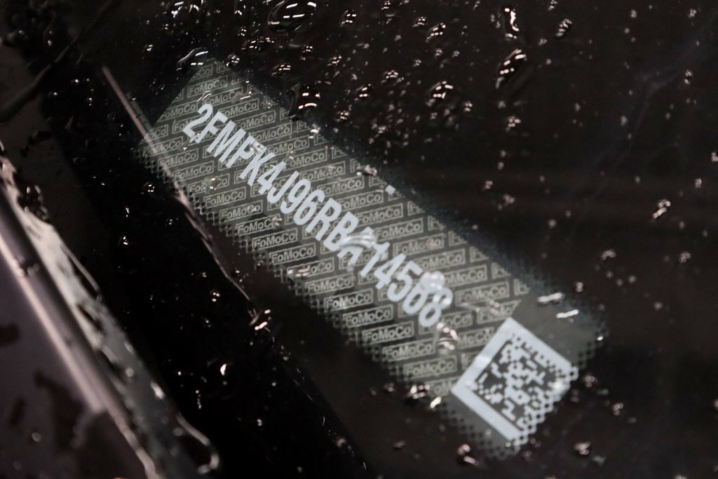 Certified 2024 Ford Edge ST-Line image 33