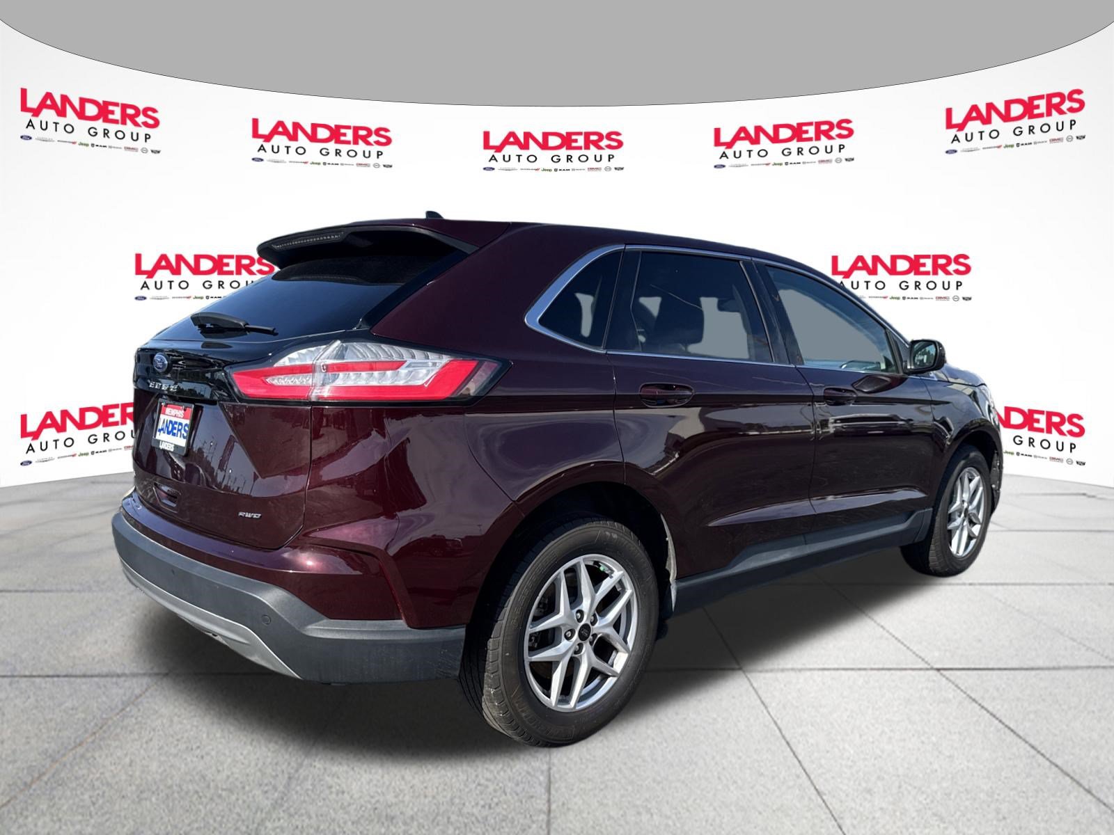 Certified 2024 Ford Edge SEL AWD/4WD image 3