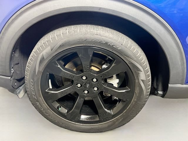 Certified 2023 Ford Explorer ST-Line AWD/4WD image 12