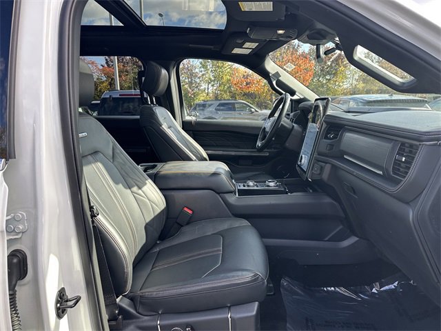 Certified 2024 Ford Expedition Max Platinum image 34
