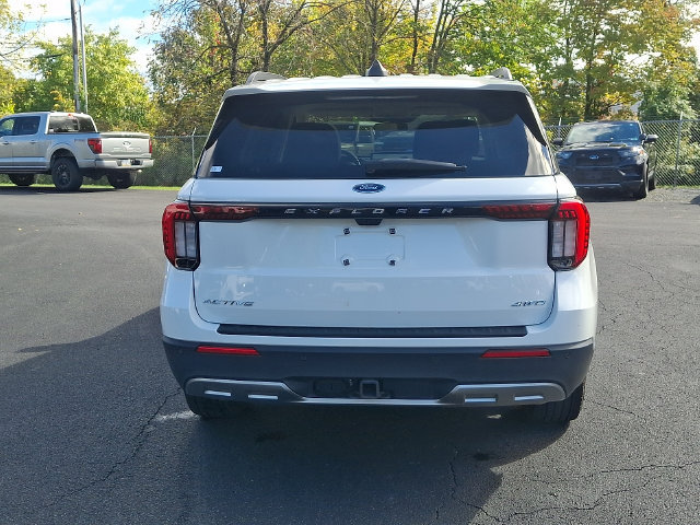 Certified 2025 Ford Explorer Active w/ Active Comfort Package AWD/4WD image 11