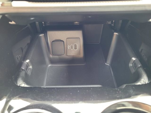 Certified 2025 Ford Explorer Platinum w/ Ultimate Package AWD/4WD image 19