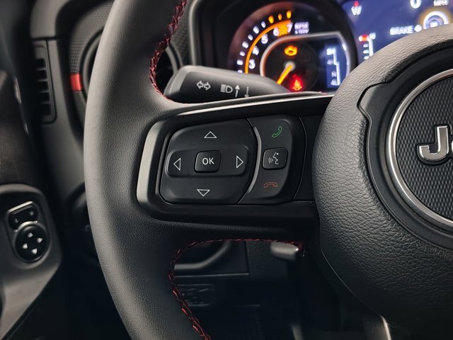 Used 2024 Jeep Wrangler Unlimited Rubicon AWD/4WD image 33