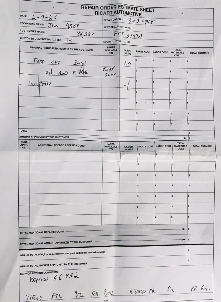 Certified 2022 Ford Explorer XLT w/ Equipment Group 202A image 12