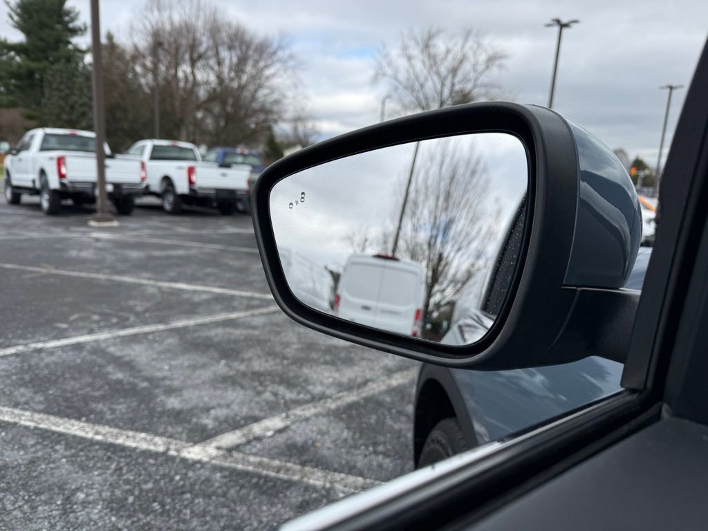 Certified 2023 Ford Escape Platinum w/ Premium Technology Package image 13