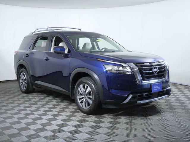 Used 2023 Nissan Pathfinder SL