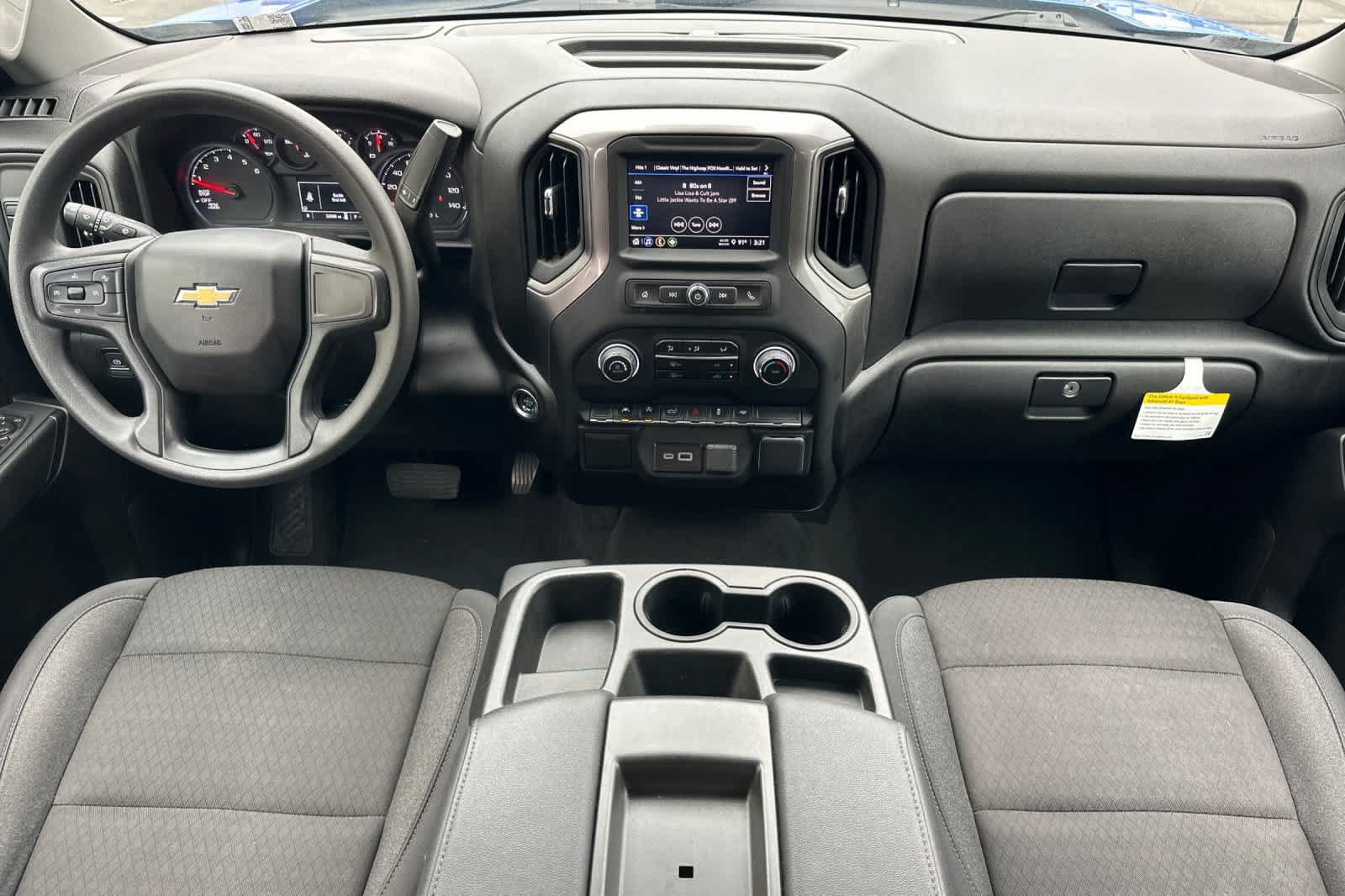 Used 2025 Chevrolet Silverado 1500 Custom w/ Turbomax Blackout Package RWD image 3