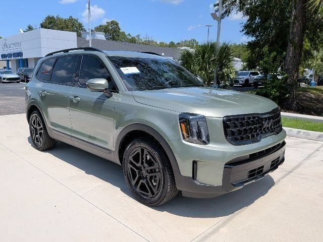 Used 2025 Kia Telluride EX X-Line AWD/4WD image 2