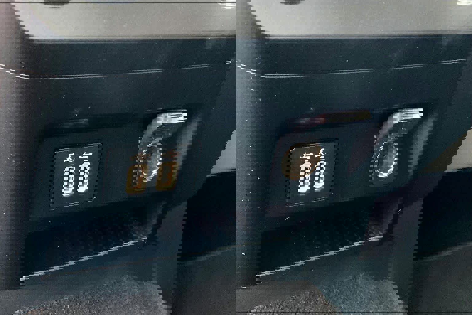 Certified 2019 Ford F150 XLT w/ Equipment Group 301A Mid image 29