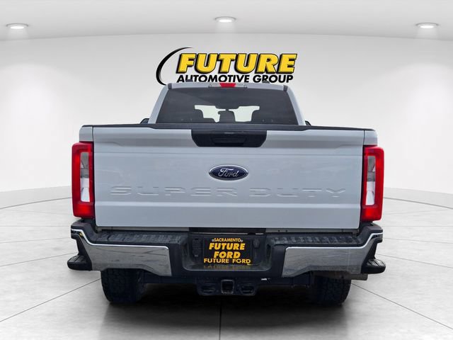 Certified 2024 Ford F350 XLT image 4