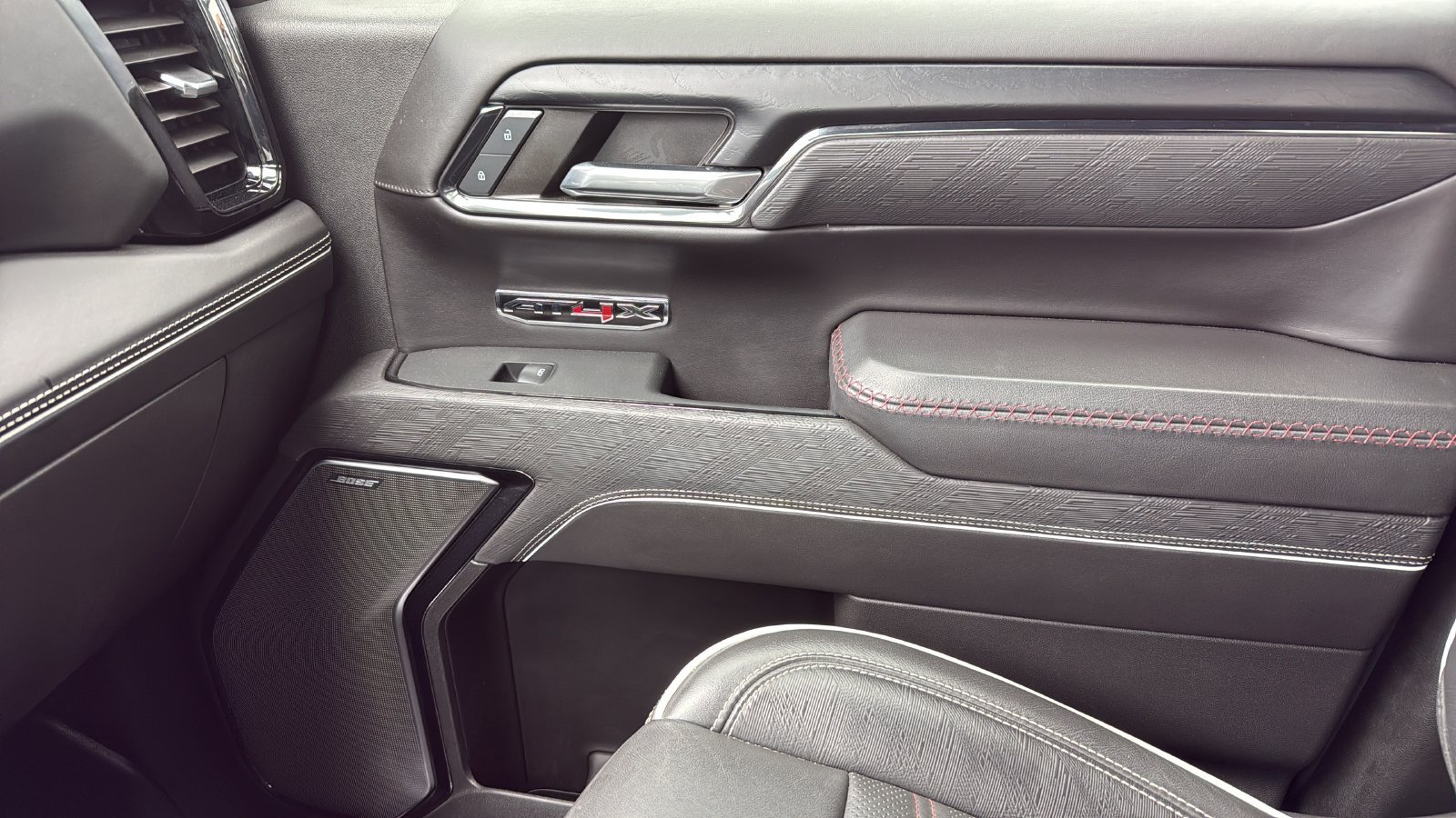 Used 2024 GMC Sierra 1500 AT4X AWD/4WD image 23