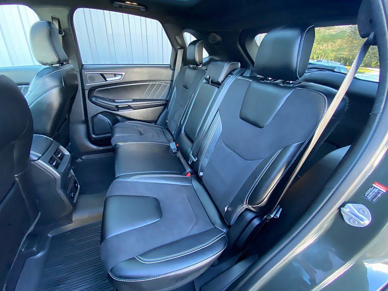 Certified 2022 Ford Edge ST w/ Equipment Group 401A image 31