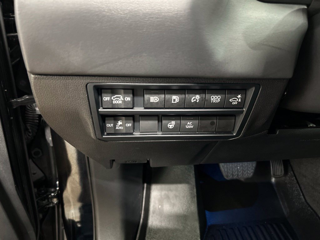 Used 2024 Toyota Sequoia Platinum AWD/4WD image 13