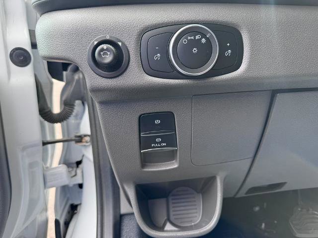 Certified 2022 Ford Transit 250 Medium Roof image 22