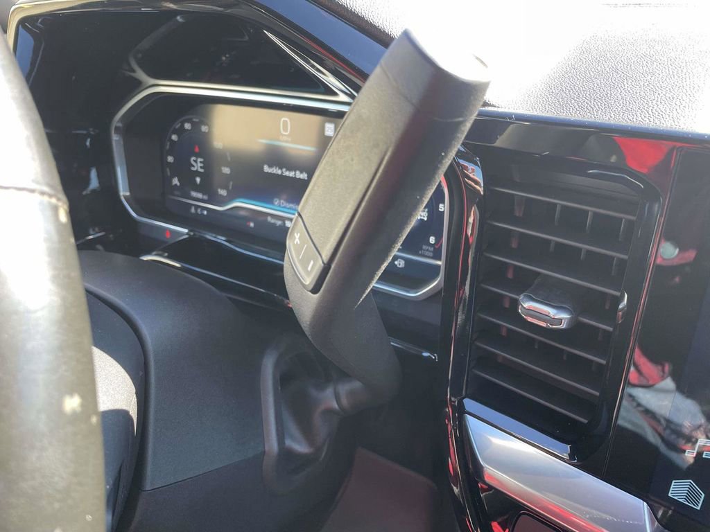 Used 2023 Chevrolet Silverado 1500 LT image 17