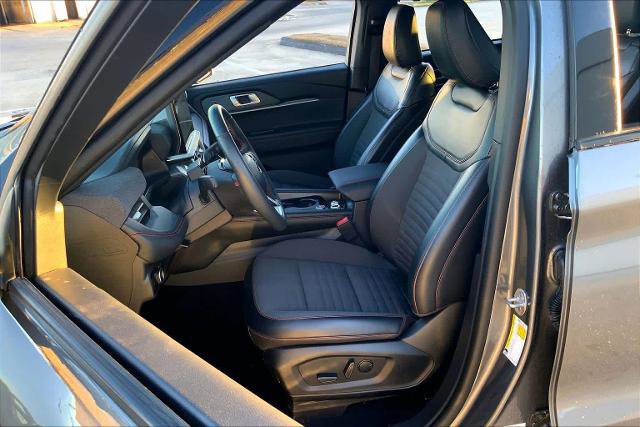 Certified 2025 Ford Explorer ST-Line image 10