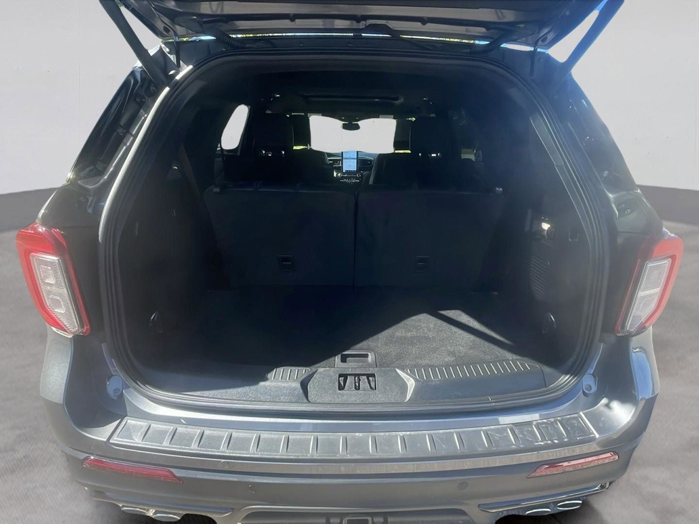 Certified 2023 Ford Explorer ST w/ Equipment Group 401A image 21