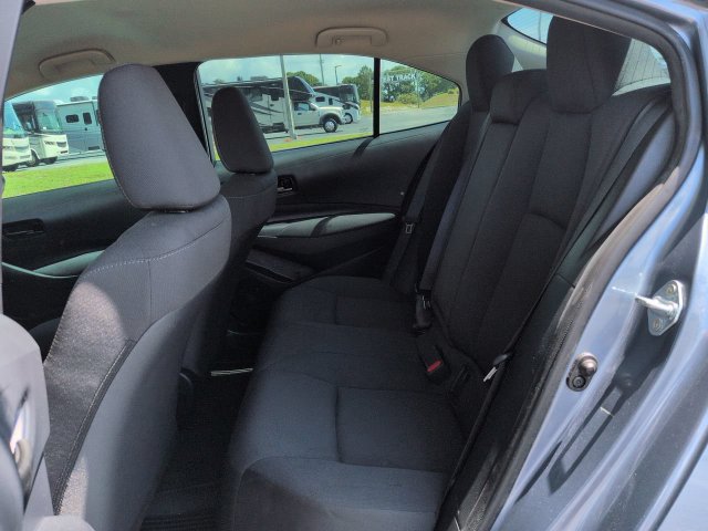 Used 2025 Toyota Corolla LE FWD image 13