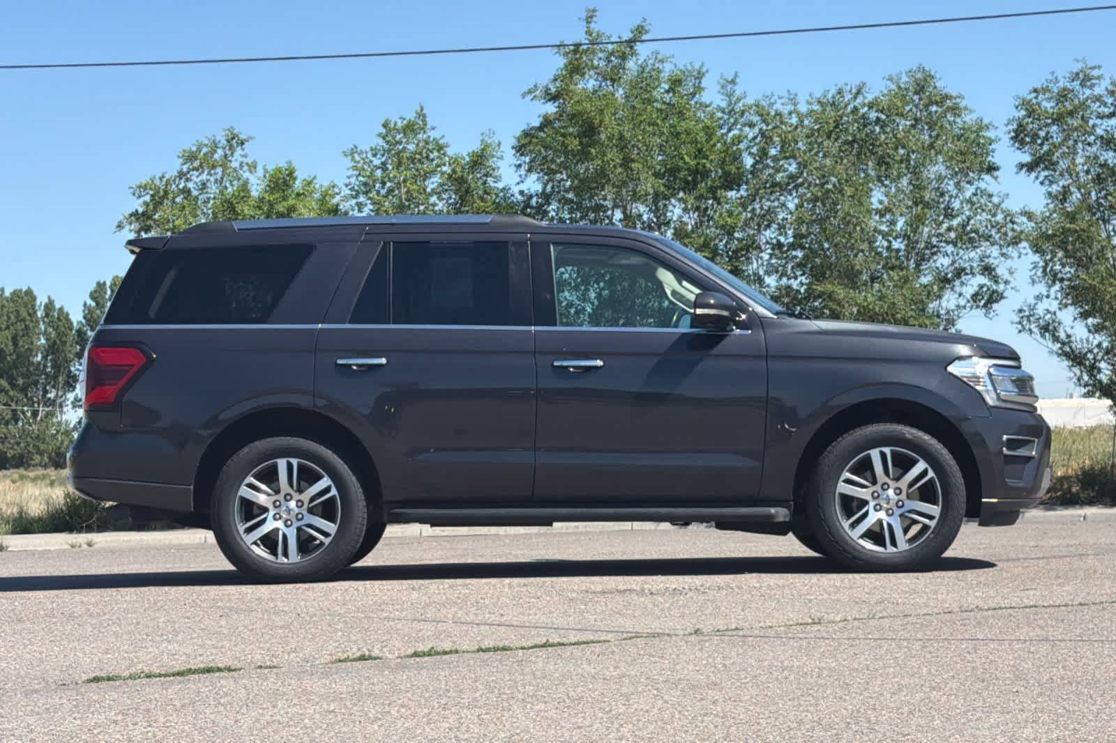 Certified 2024 Ford Expedition Limited AWD/4WD image 8