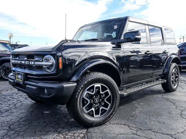 Certified 2024 Ford Bronco Outer Banks
